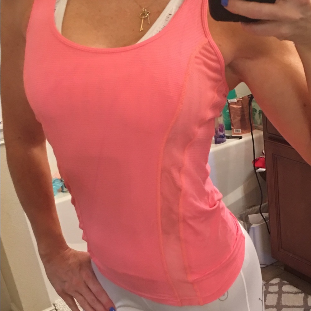 Lorna Jane cantaloupe tank with sheer panels